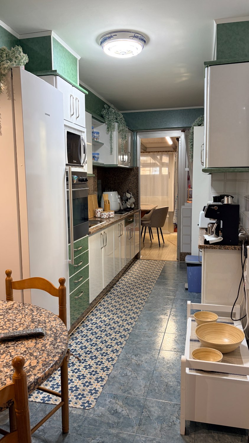 Huoneisto myynnissä Ferrol