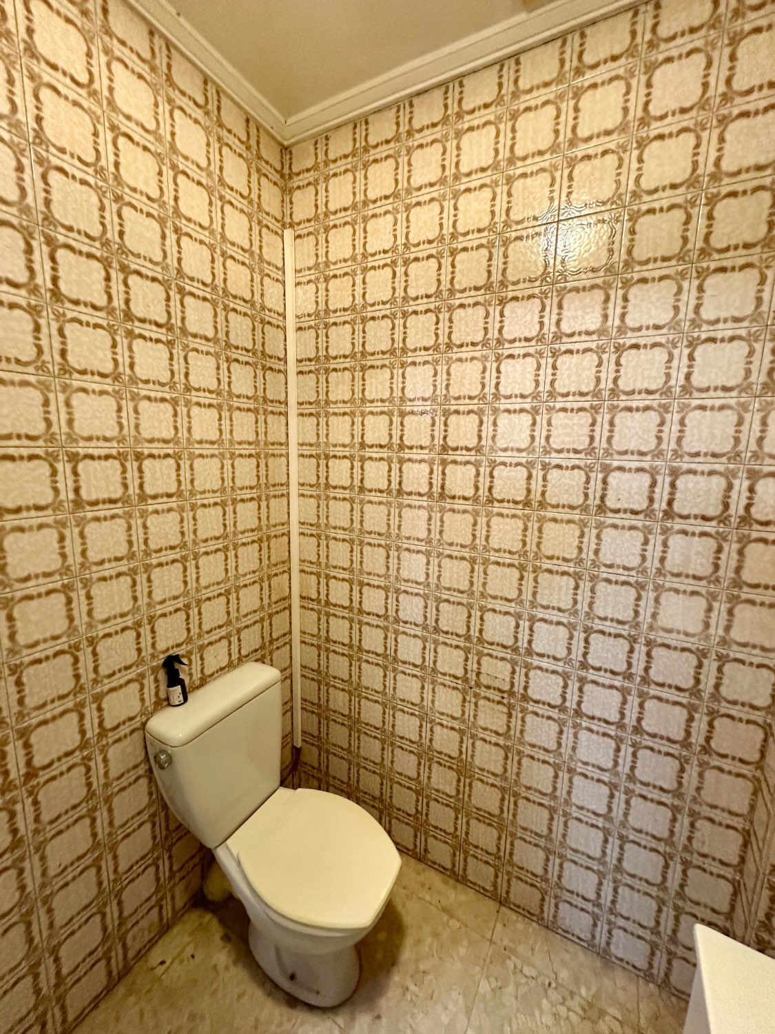 Perruqueria en lloguer in Neda