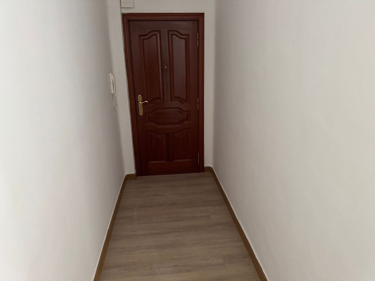 Piso para entrar a vivir.
