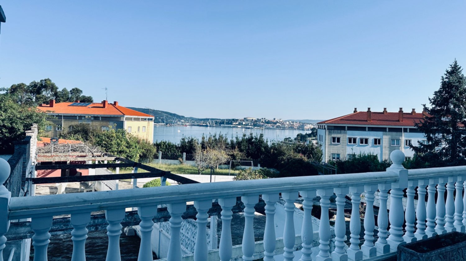 Impresionante Duplex  con vistas Ría Ferrol,con terraza y terreno