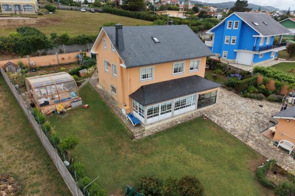 Espectacular Chalet con vistas al mar