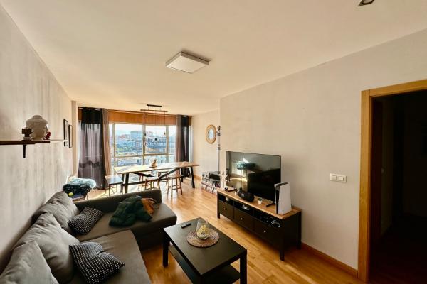 Våning till salu i Narón