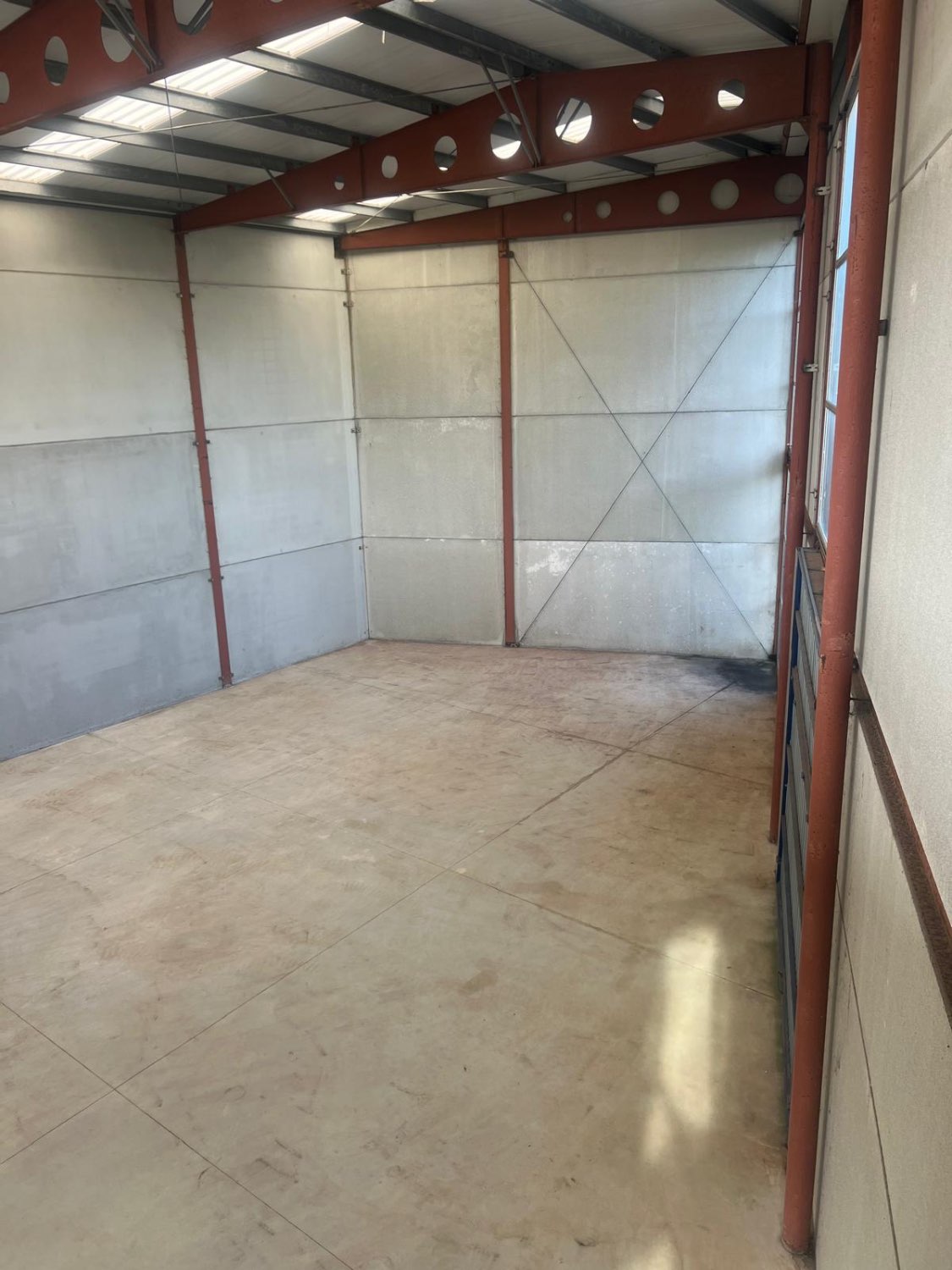 Nave a estrenar en Rio do Pozo