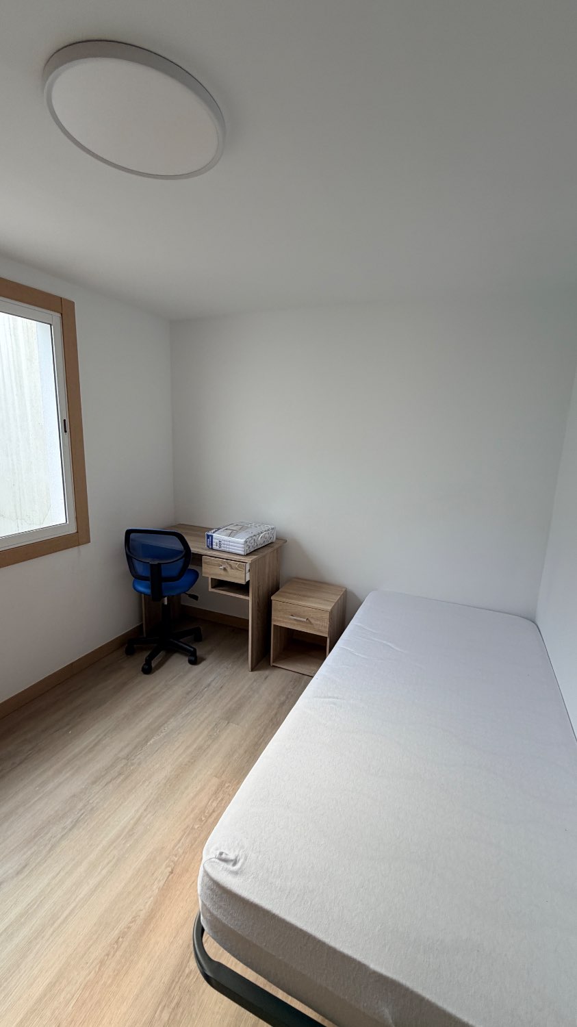 Våning uthyres i Ferrol