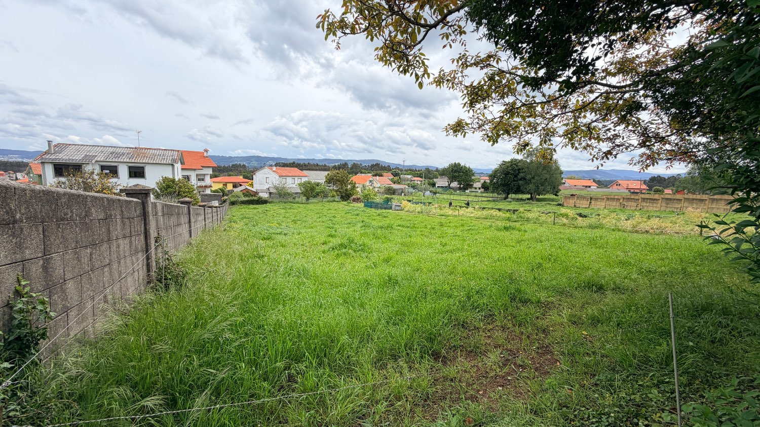 Se vende parcela para edificar de 1000m2