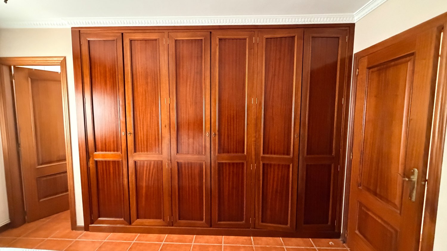 Pavillon en vente à Ares