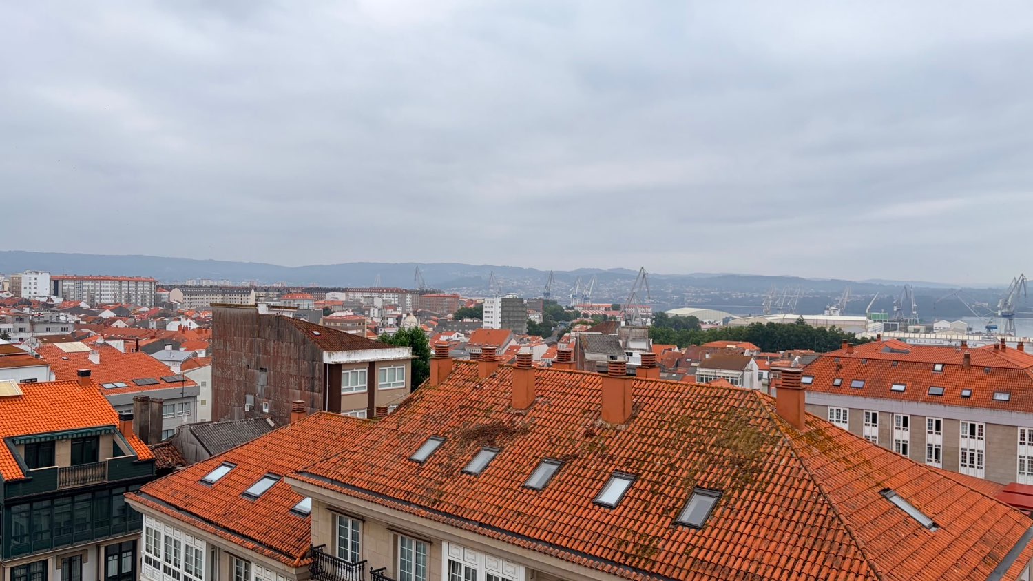Huoneisto myynnissä Ferrol